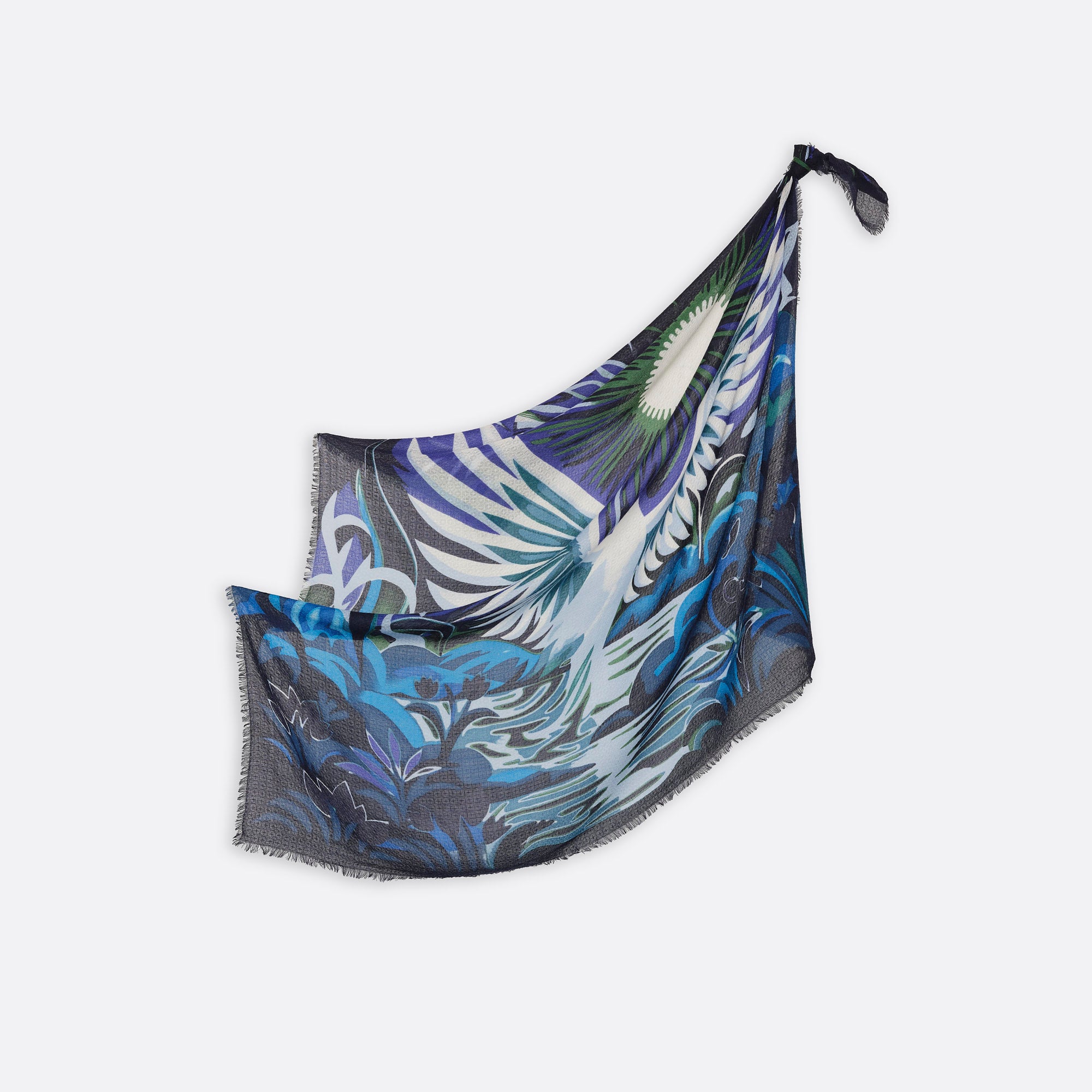 petrusse-carr-laine-120-isadora-marine-laine-et-soie-franges image 3
