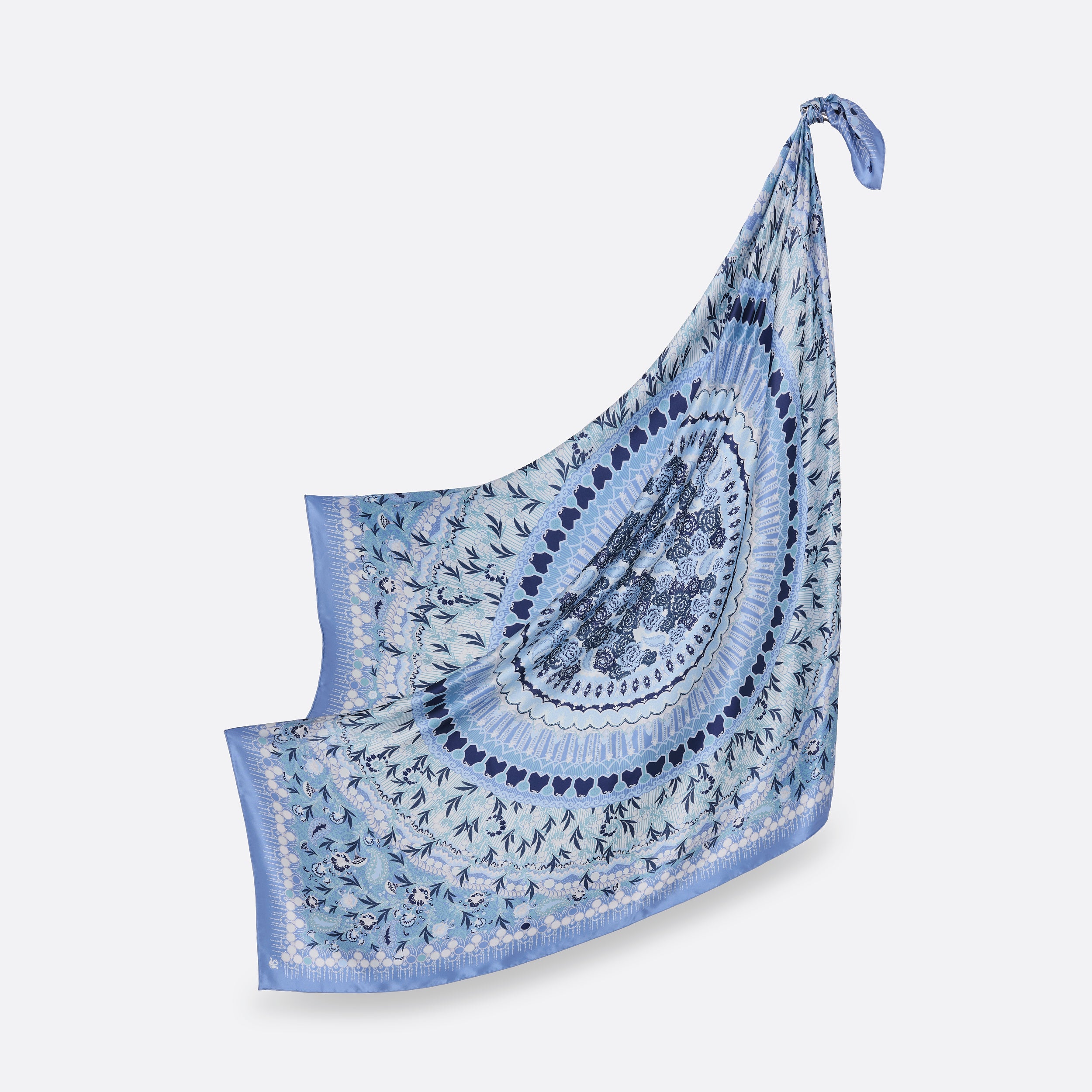 petrusse-grand-carr-soie-130-boh-me-bleu-c-leste image 2