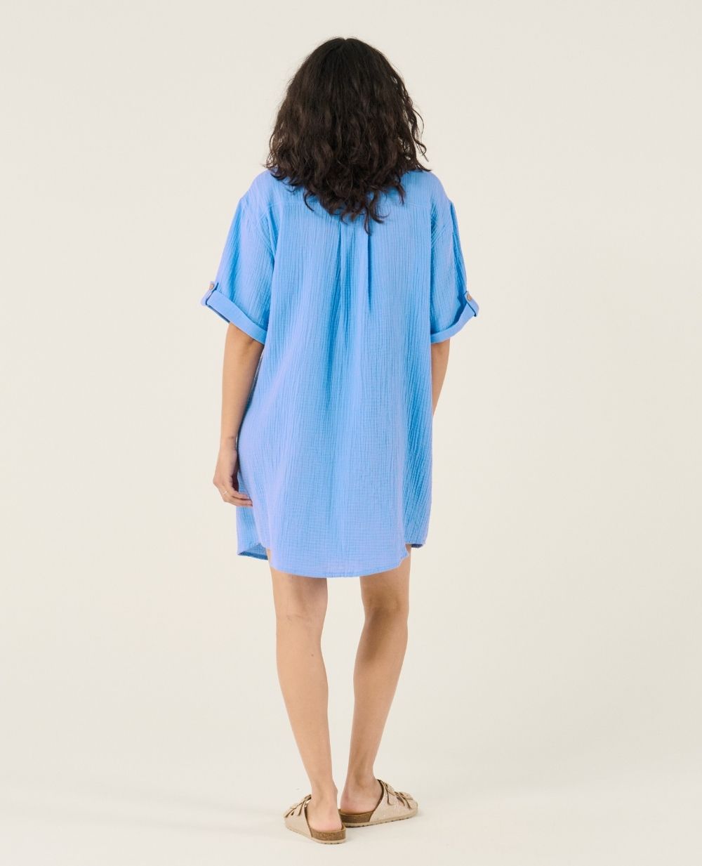 cache-c-ur-robe-chemise-courte-oversize-d-allaitement-bertille-bleu image 4