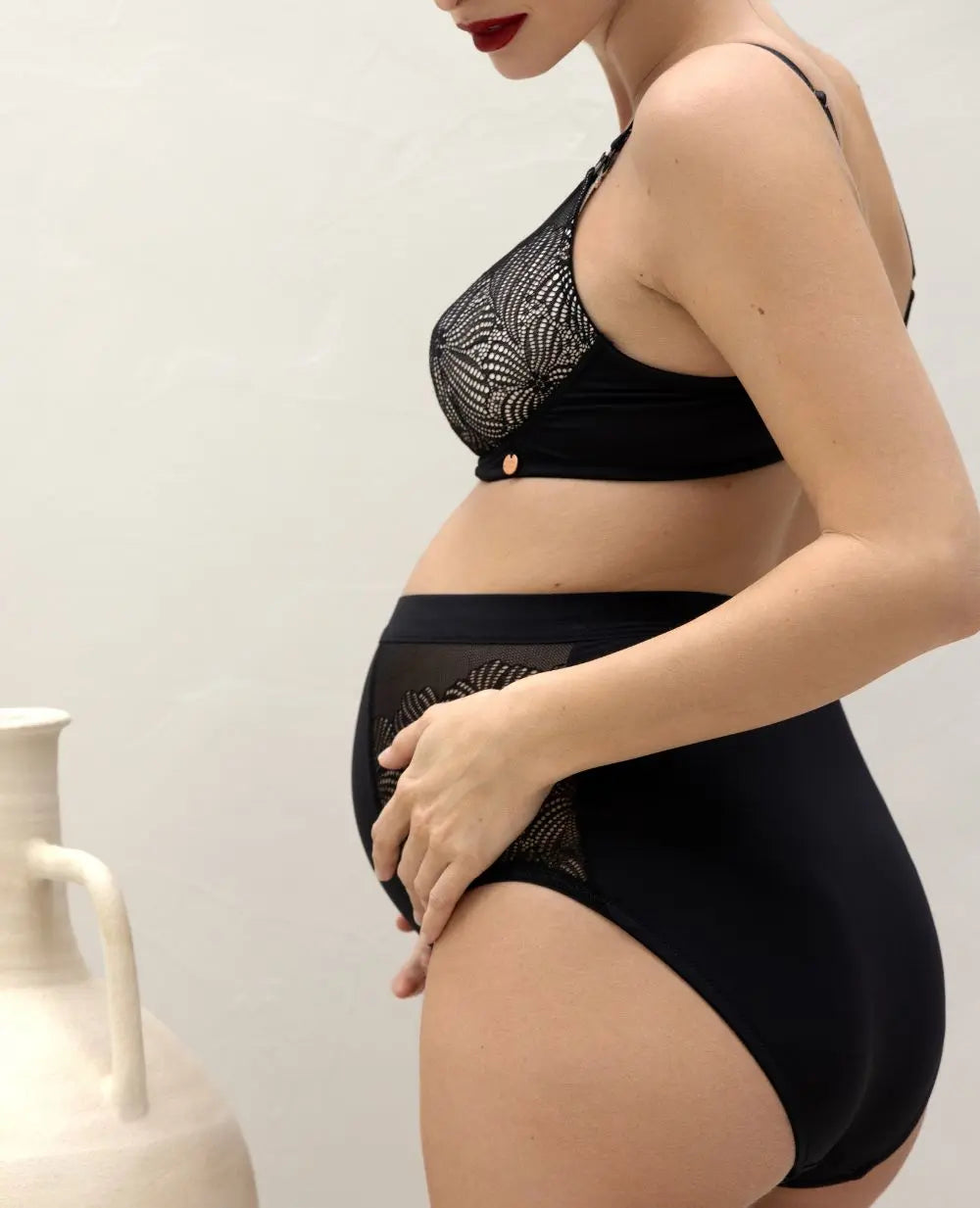 cache-c-ur-dahlia-maxi-culotte-maternit-taille-haute-noir-dentelle image 4