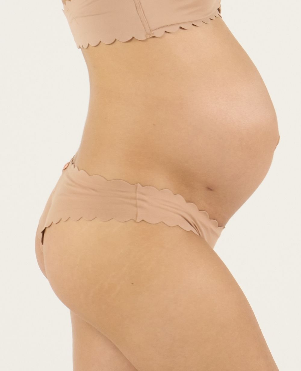 cache-c-ur-tanga-maternit-taille-basse-skin-latte image 8
