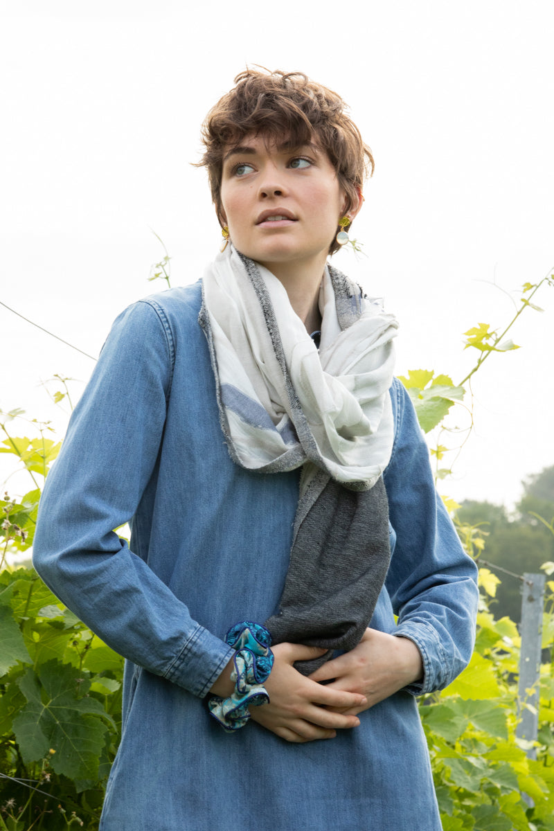 petrusse-tole-calysto-gris-tole-oiseau-lanc-d-coup image 4