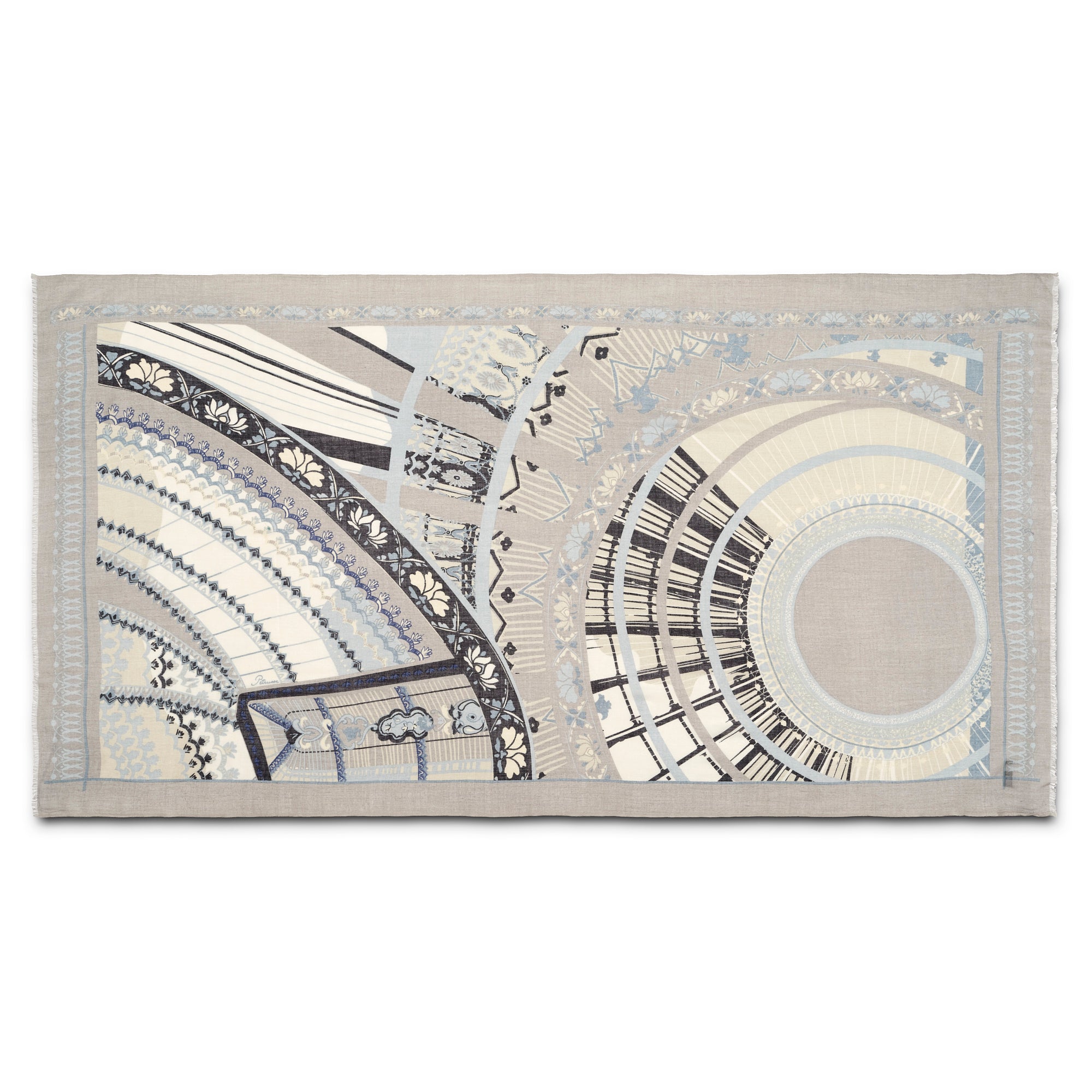 petrusse-tole-sous-le-ciel-de-paris-sable-laine-et-soie image 3