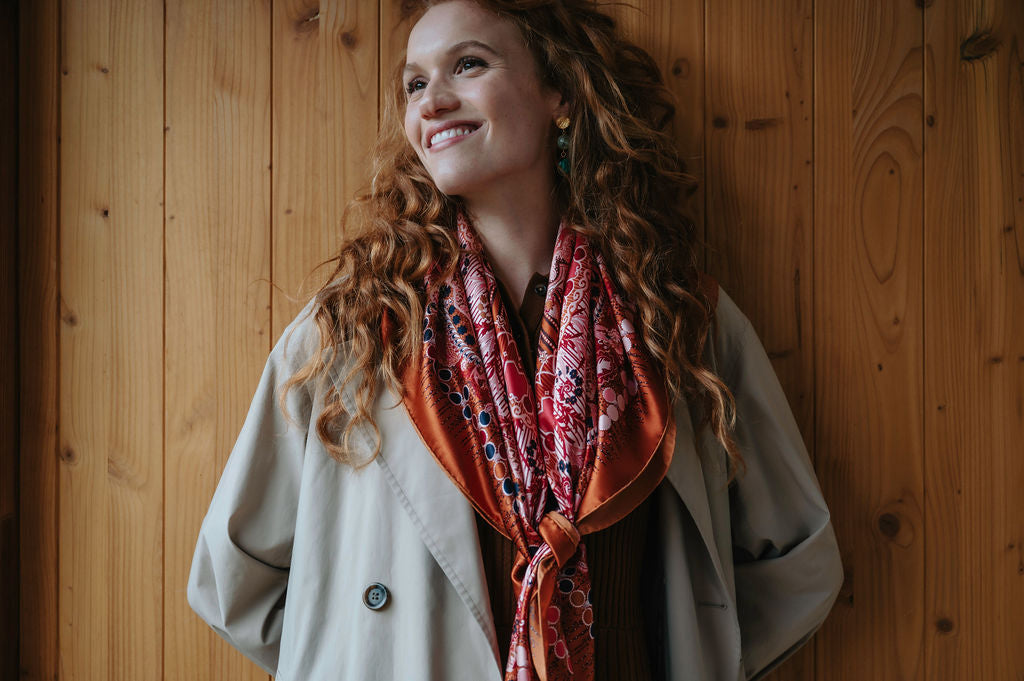 petrusse-carr-soie-130-boh-me-caramel-grand image 3