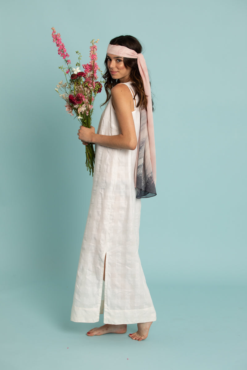 petrusse-edgar-rose-poudre-foulard-soie-c-r-monie image 4