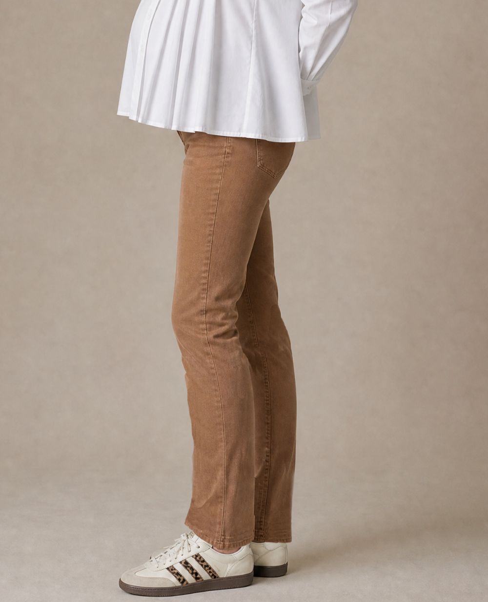 cache-c-ur-isae-jean-de-maternit-droit-camel image 3