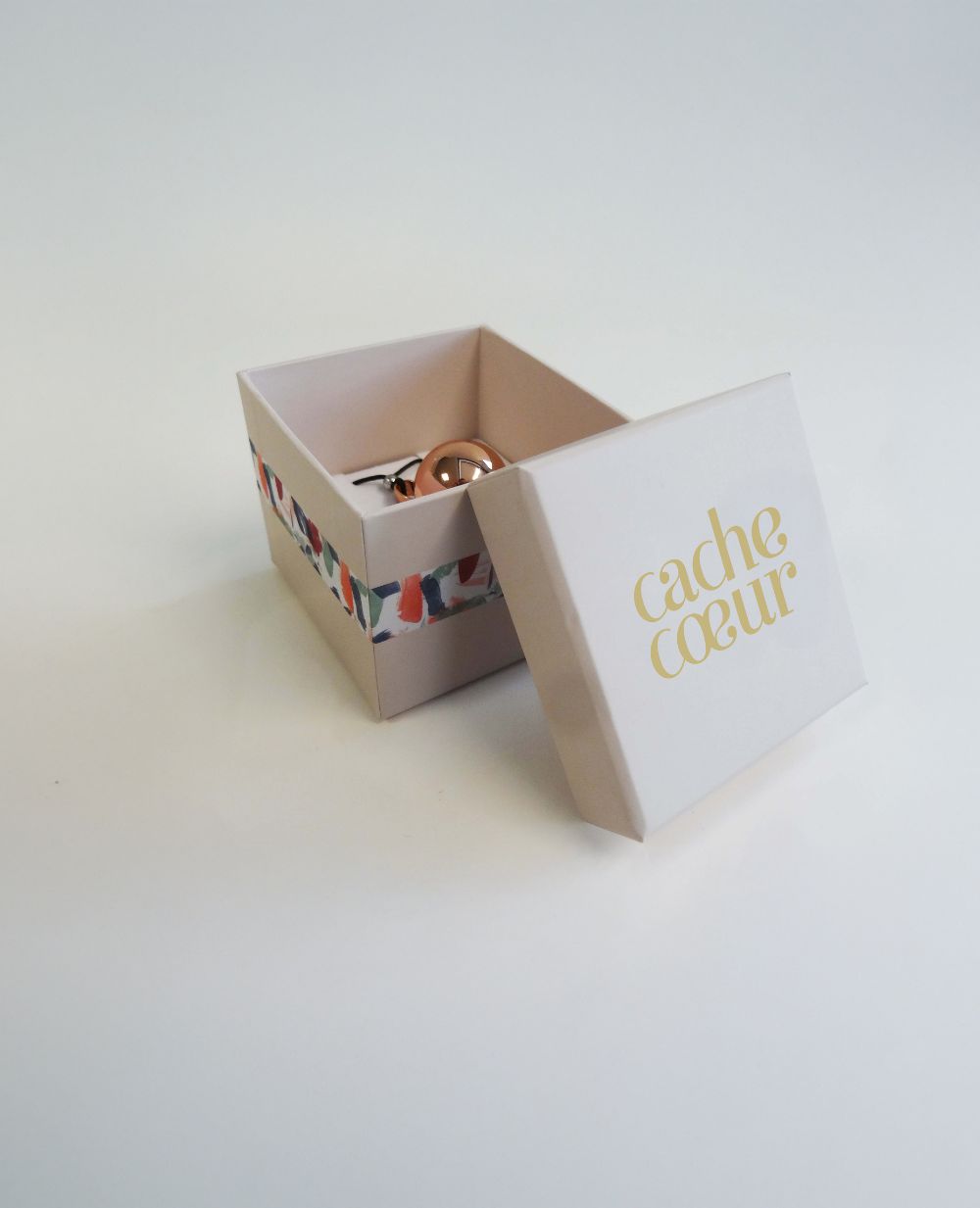 cache-c-ur-bola-de-grossesse-oursin-sauge image 6