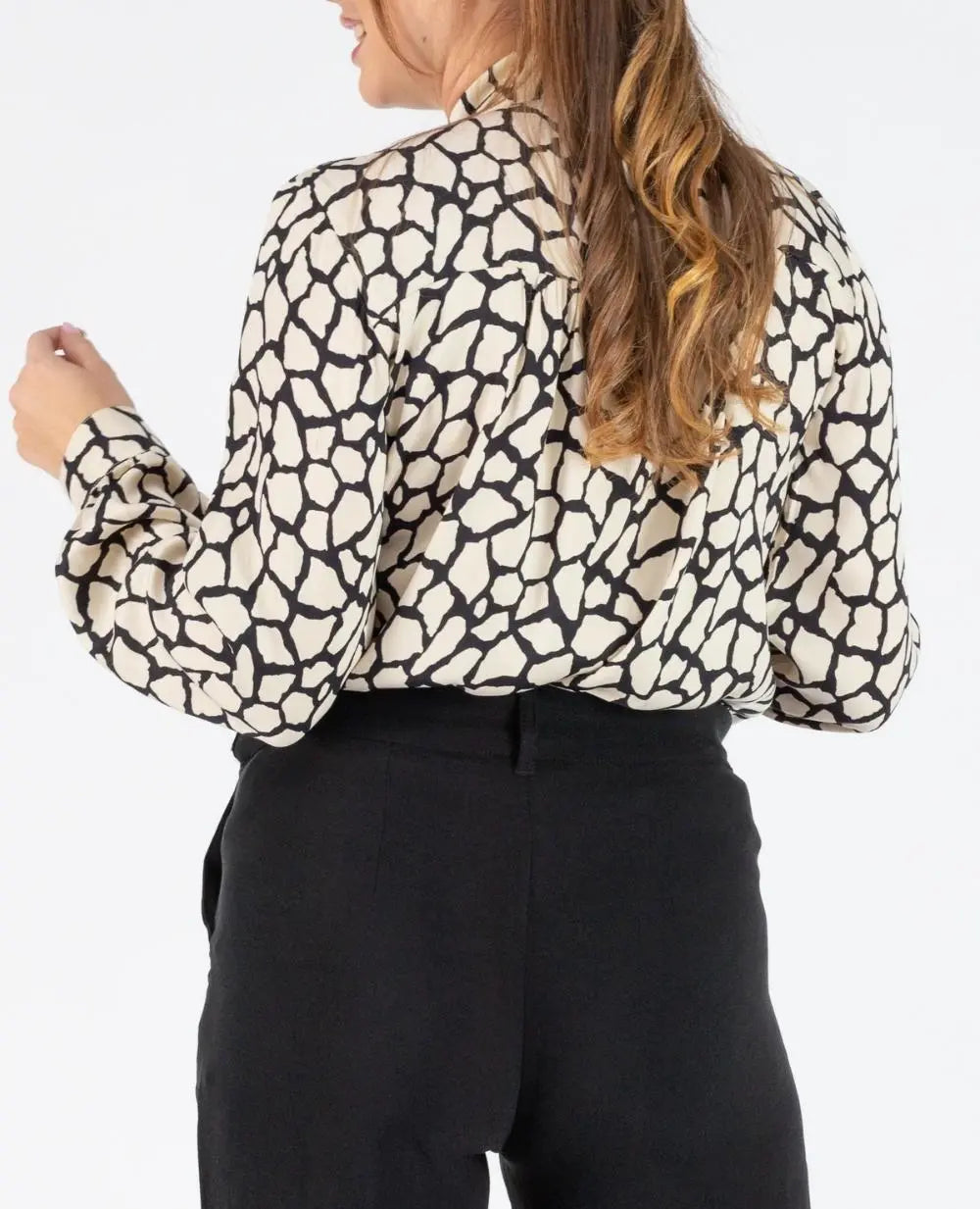 cache-c-ur-blouse-lavalli-re-grossesse-et-allaitement-sophie-ivoire image 2