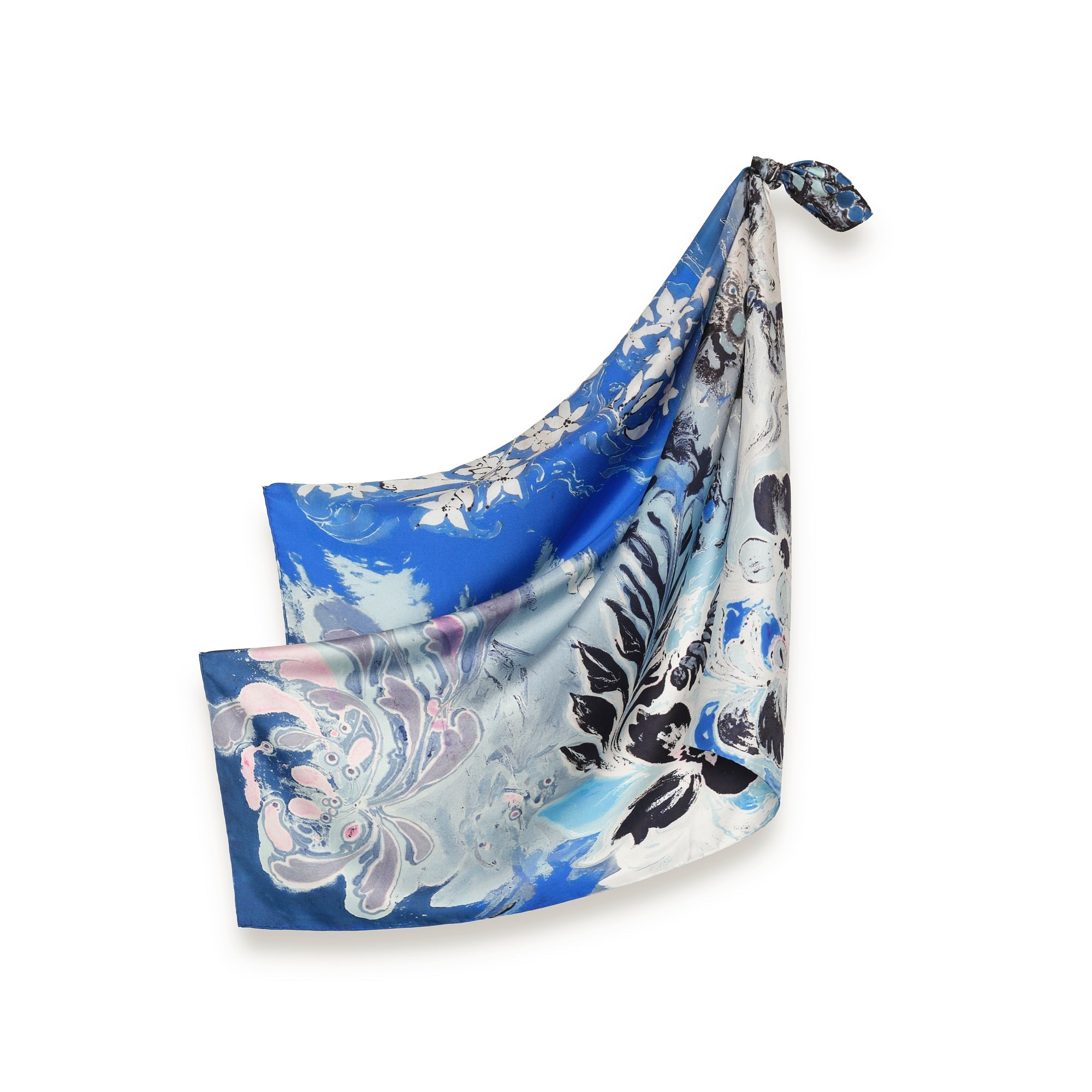 petrusse-carr-soie-90-abysse-bleu-denim image 6