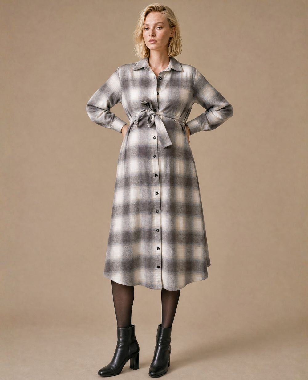 cache-c-ur-robe-d-allaitement-chelsea-beige-carreaux image 1