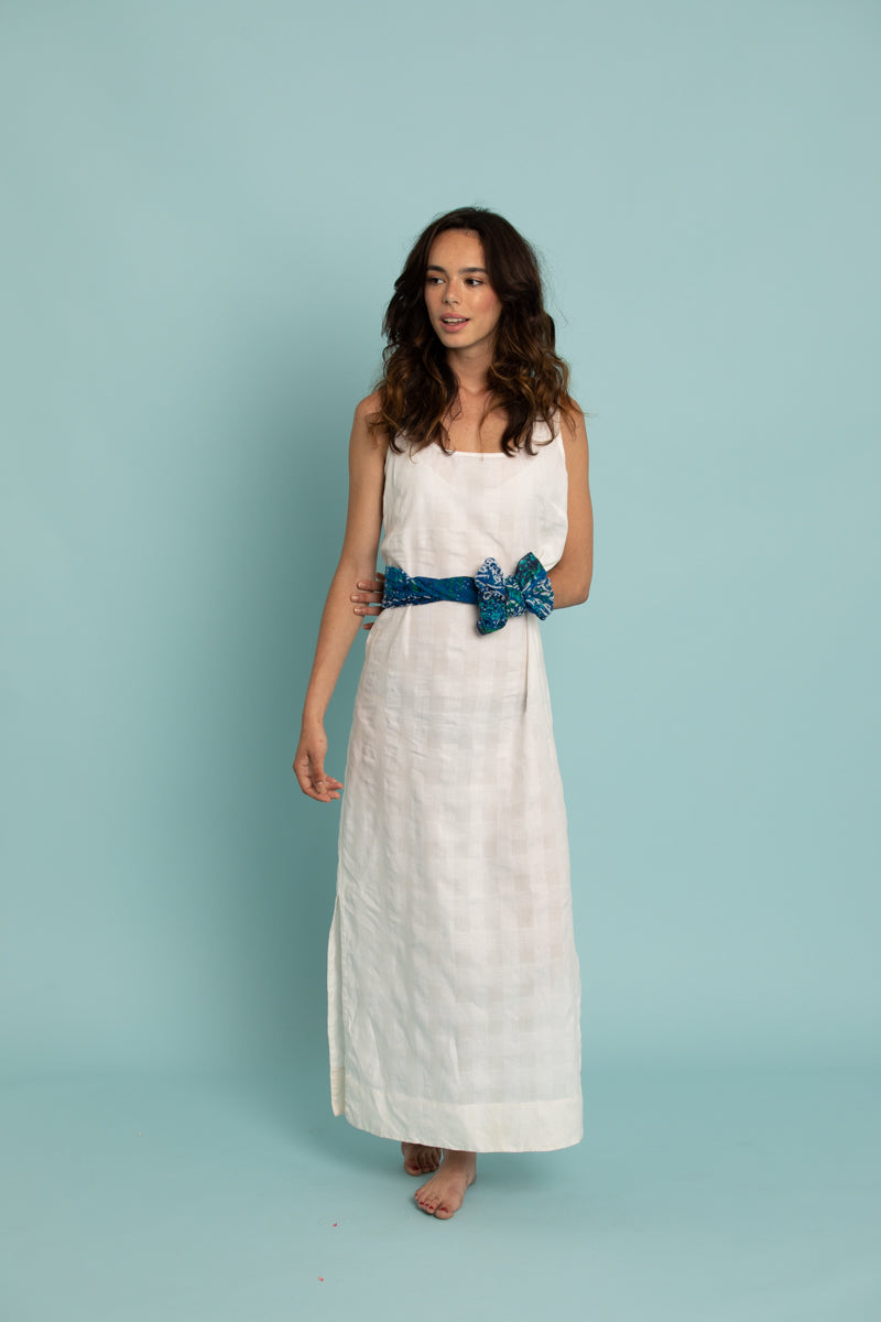 petrusse-tole-lili-bleu-roi image 4