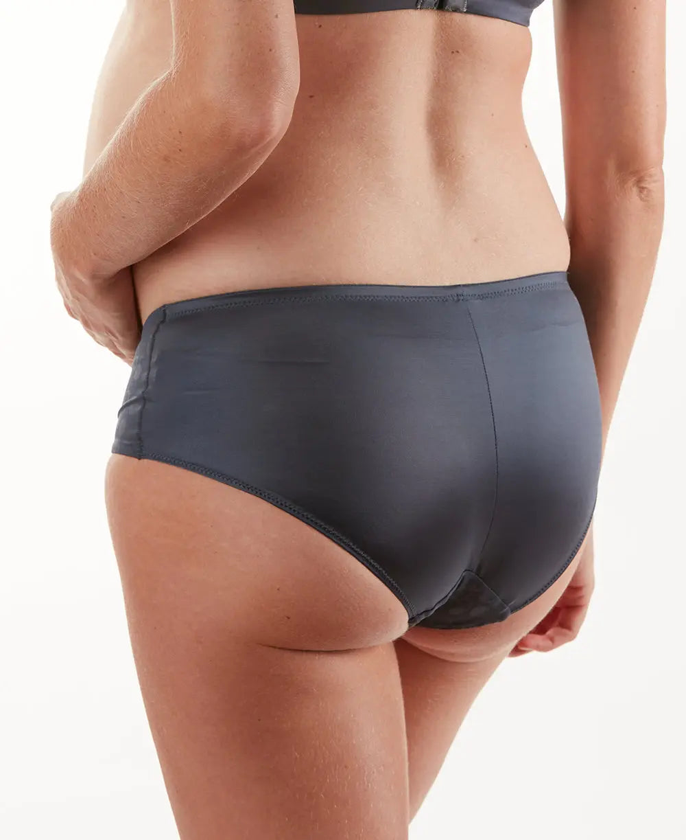 cache-c-ur-shorty-de-grossesse-gloss-ardoise image 3