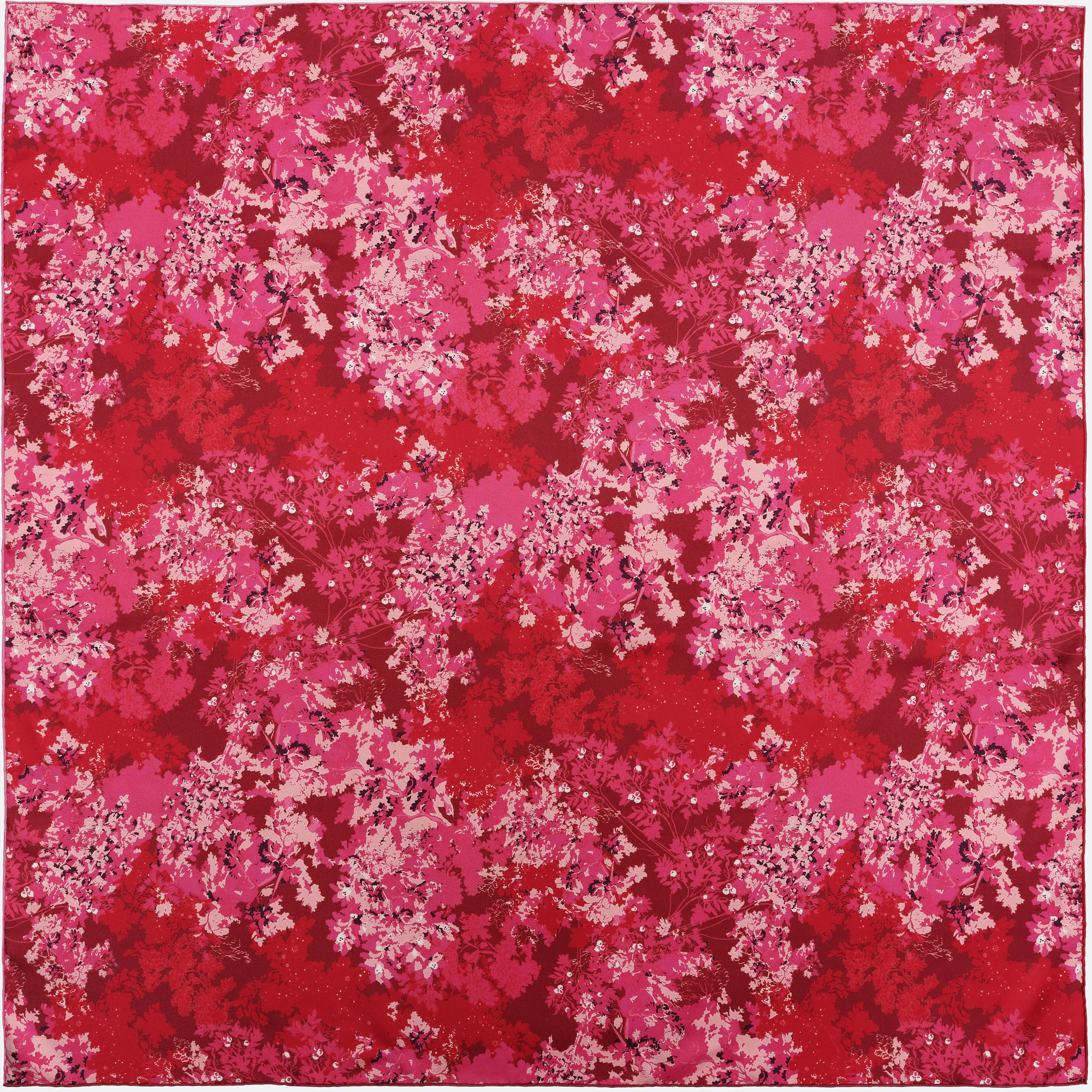 petrusse-carr-soie-90-brume-fuchsia image 2