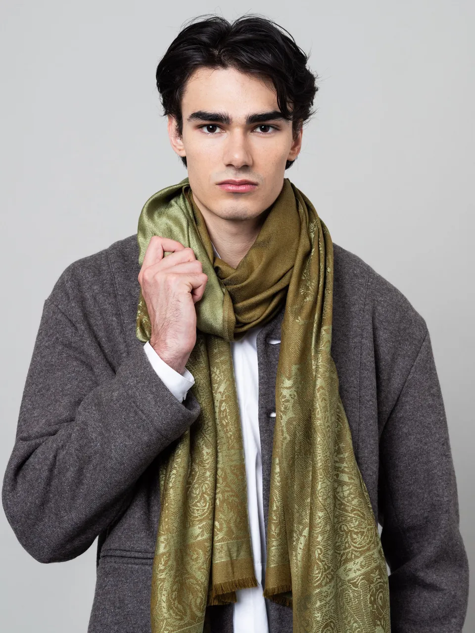 petrusse-palma-olive-tole-jacquard-soie-et-laine image 1