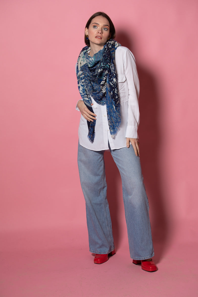 petrusse-eve-bleu-carr-laine-140 image 8