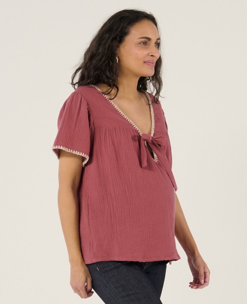 cache-c-ur-soraya-blouse-chemise-d-allaitement-prune-brod-e image 3