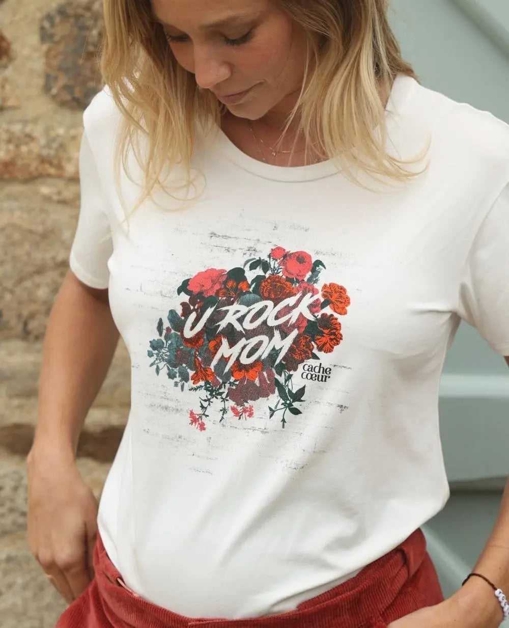 cache-c-ur-rock-t-shirt-de-grossesse-rouge-u-rock-mom image 6