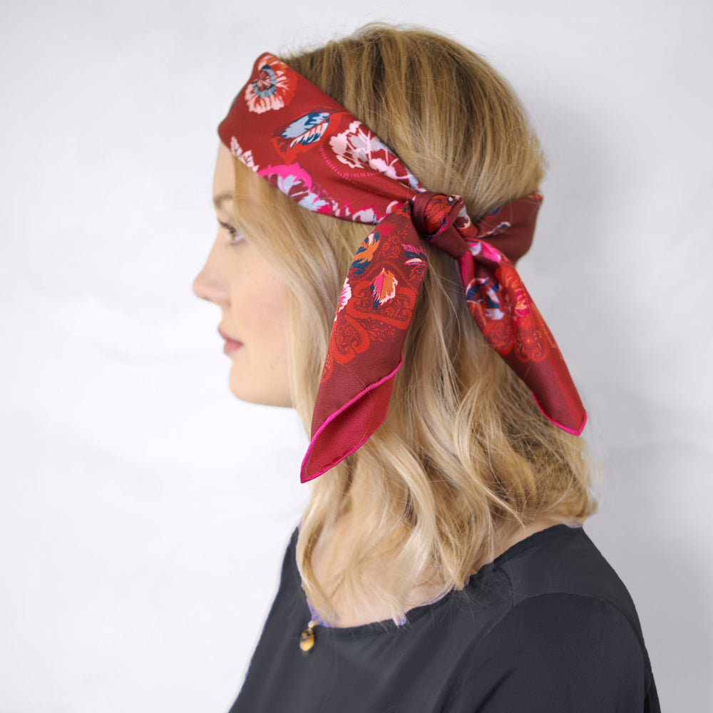 petrusse-carr-soie-65-ali-nor-rouge-gavroche-soie-made-in-france image 2