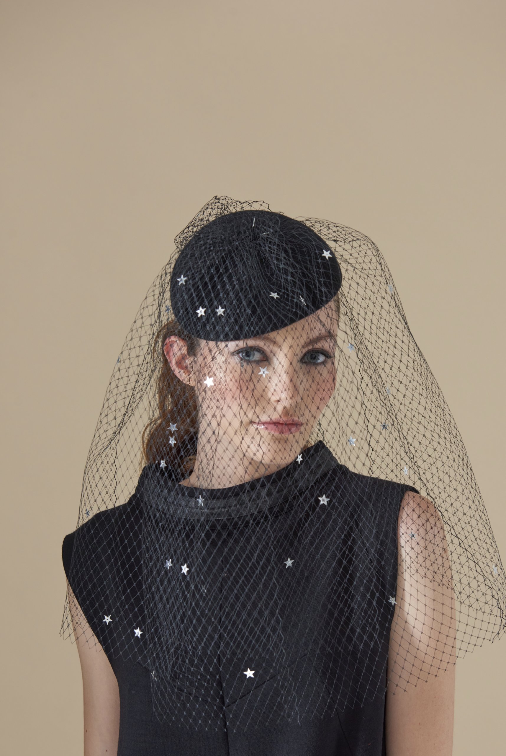 mademoiselle-chapeaux-maia-chapeau-de-c-r-monie-femme image 1