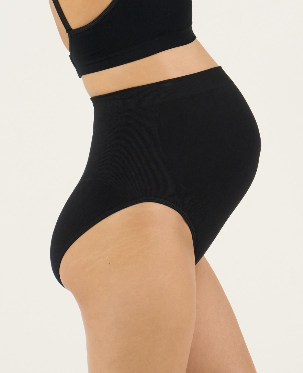 cache-c-ur-essentiel-maxi-culotte-de-grossesse-sans-couture-noir image 2