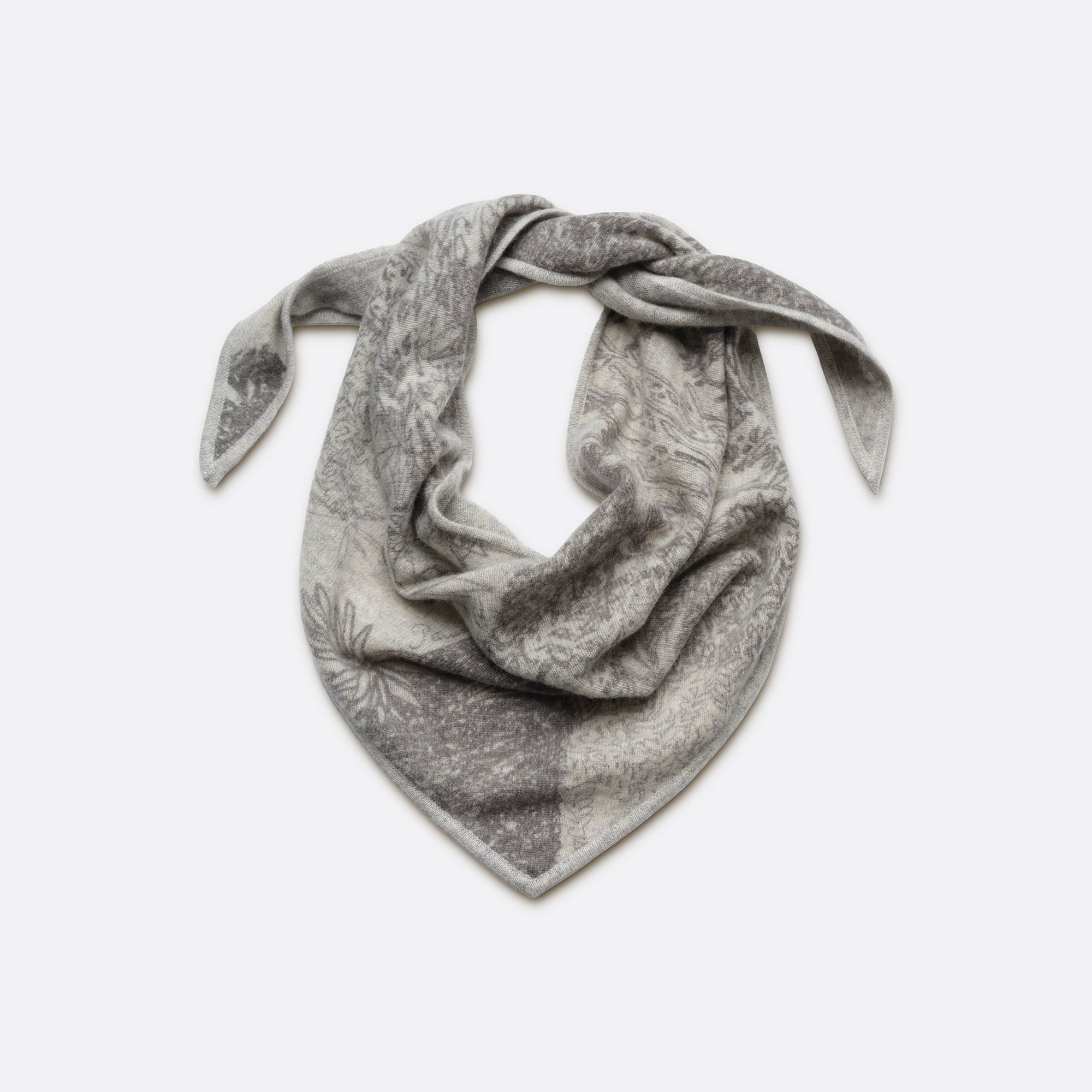 petrusse-maya-trigone-triangle-100-cachemire-gris image 3