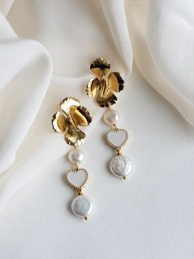 maison-sabben-eros-boucles-d-oreilles-mari-e-fleurs-c-ur-et-perles-culture-7-5-c image 1