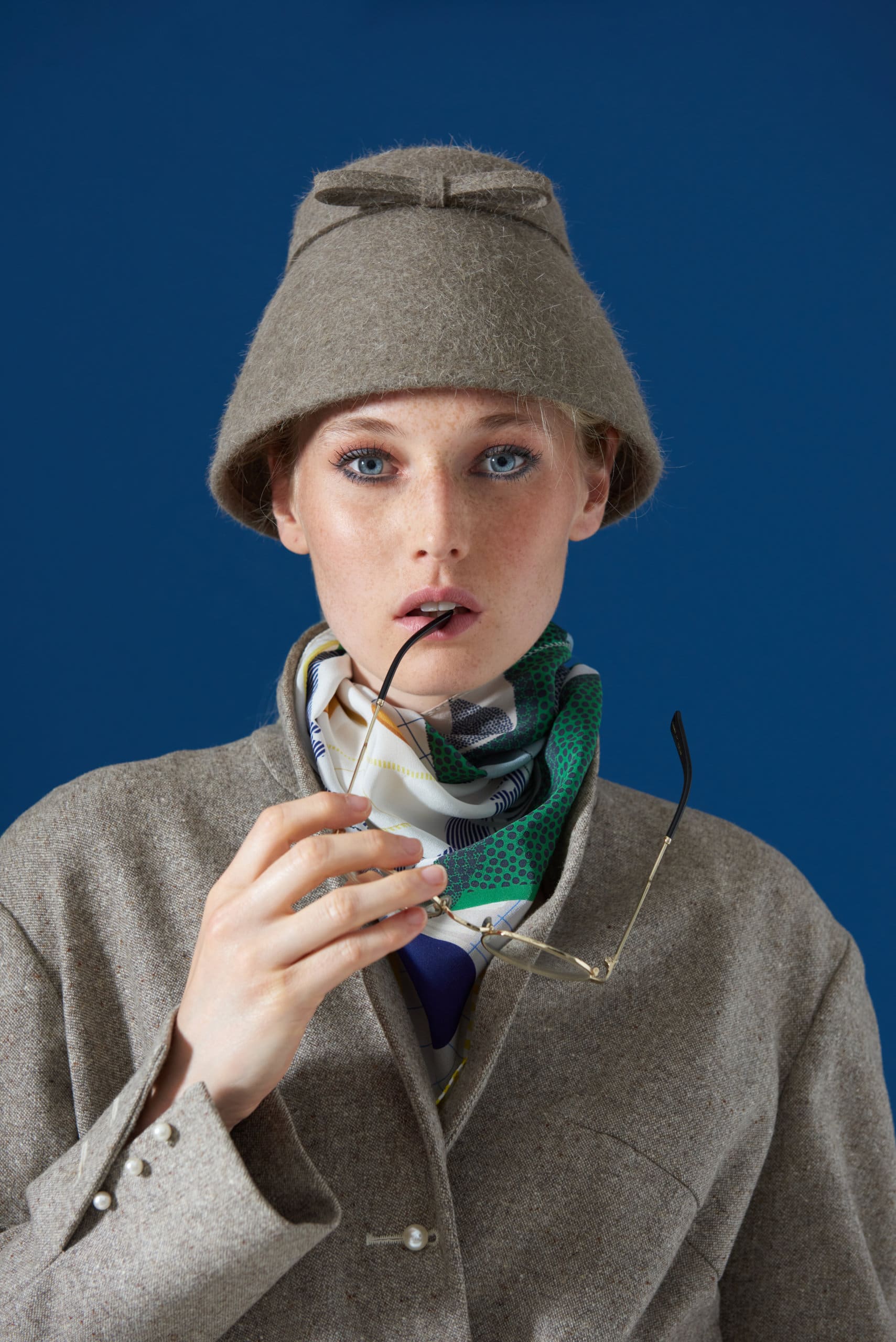 mademoiselle-chapeaux-h-lo-se-chapeau-de-c-r-monie-femme image 1