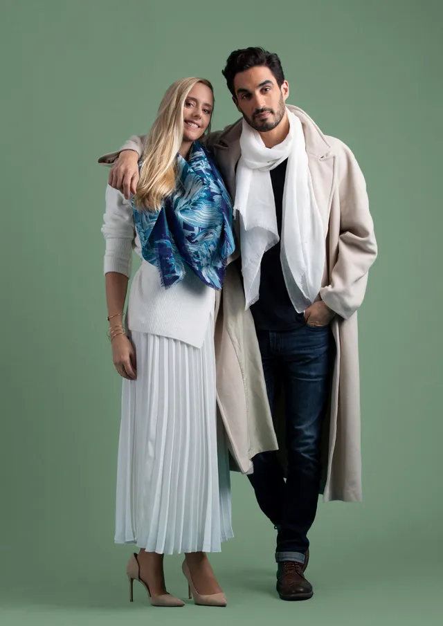 petrusse-lena-bleu-carr-laine-130 image 1