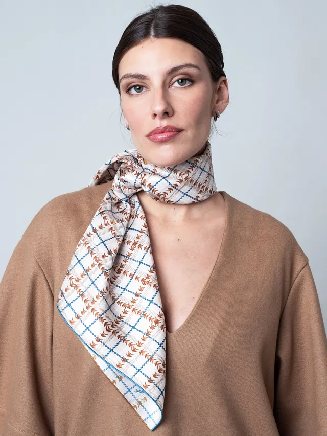 petrusse-clan-beige-carr-soie-90x90-cm-tartan image 1