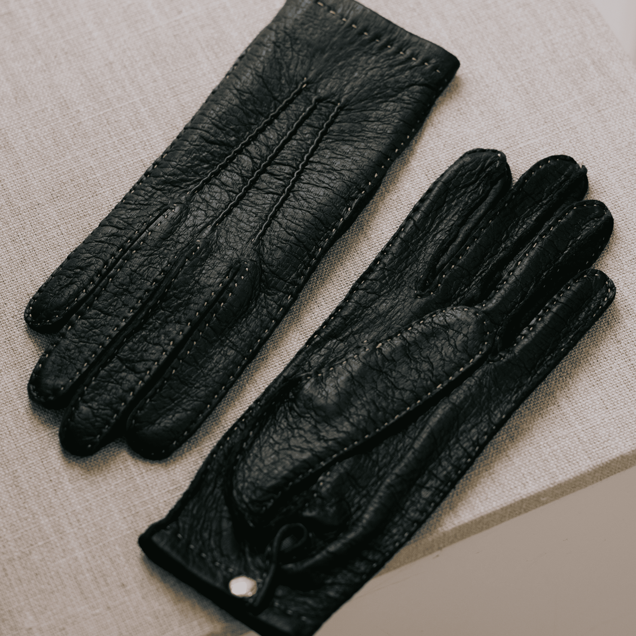 causse-vend-me-gants-homme-en-cuir-de-p-cari image 4