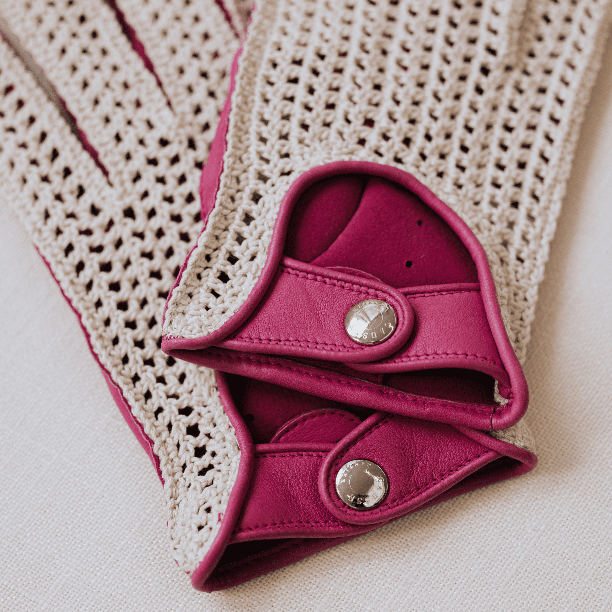 causse-rider-gants-de-conduite-femme-cuir-agneau-et-crochet-coton image 4