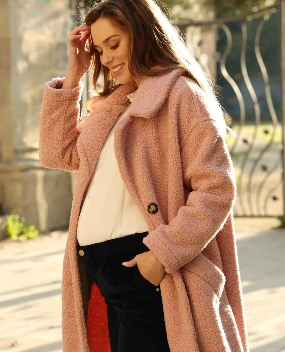 cache-c-ur-l-onie-manteau-long-de-maternit-oversize-rose image 4