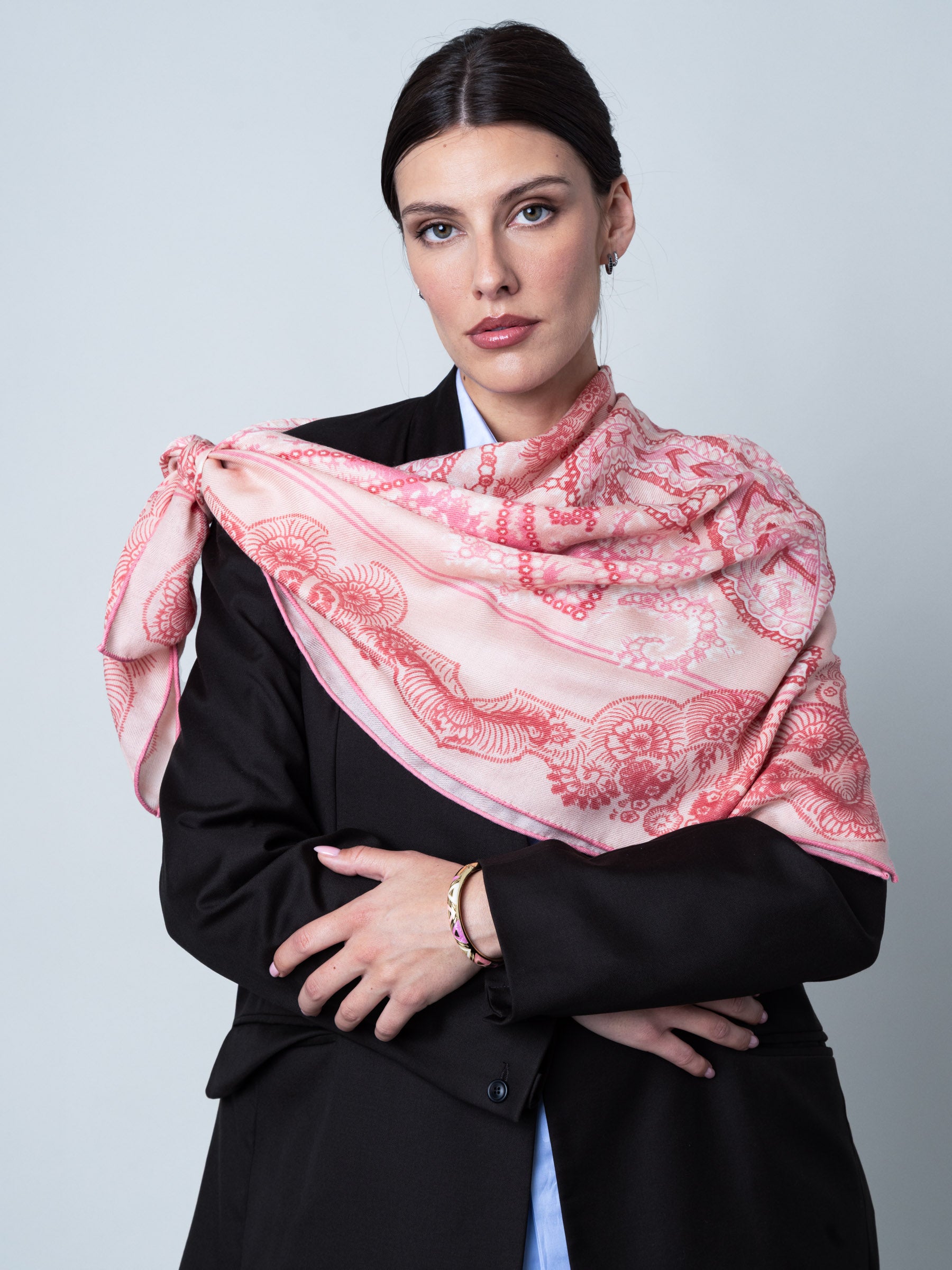 petrusse-carr-laine-100-moon-twill-rose-100x100-cm image 5
