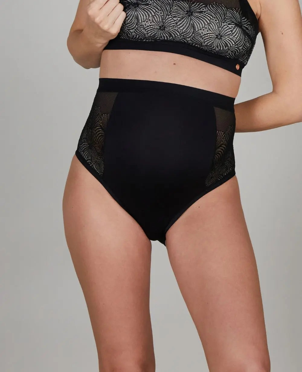 cache-c-ur-dahlia-maxi-culotte-maternit-taille-haute-noir-dentelle image 2