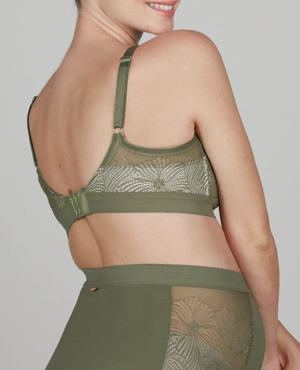cache-c-ur-dahlia-soutien-gorge-grossesse-et-allaitement-kaki image 4