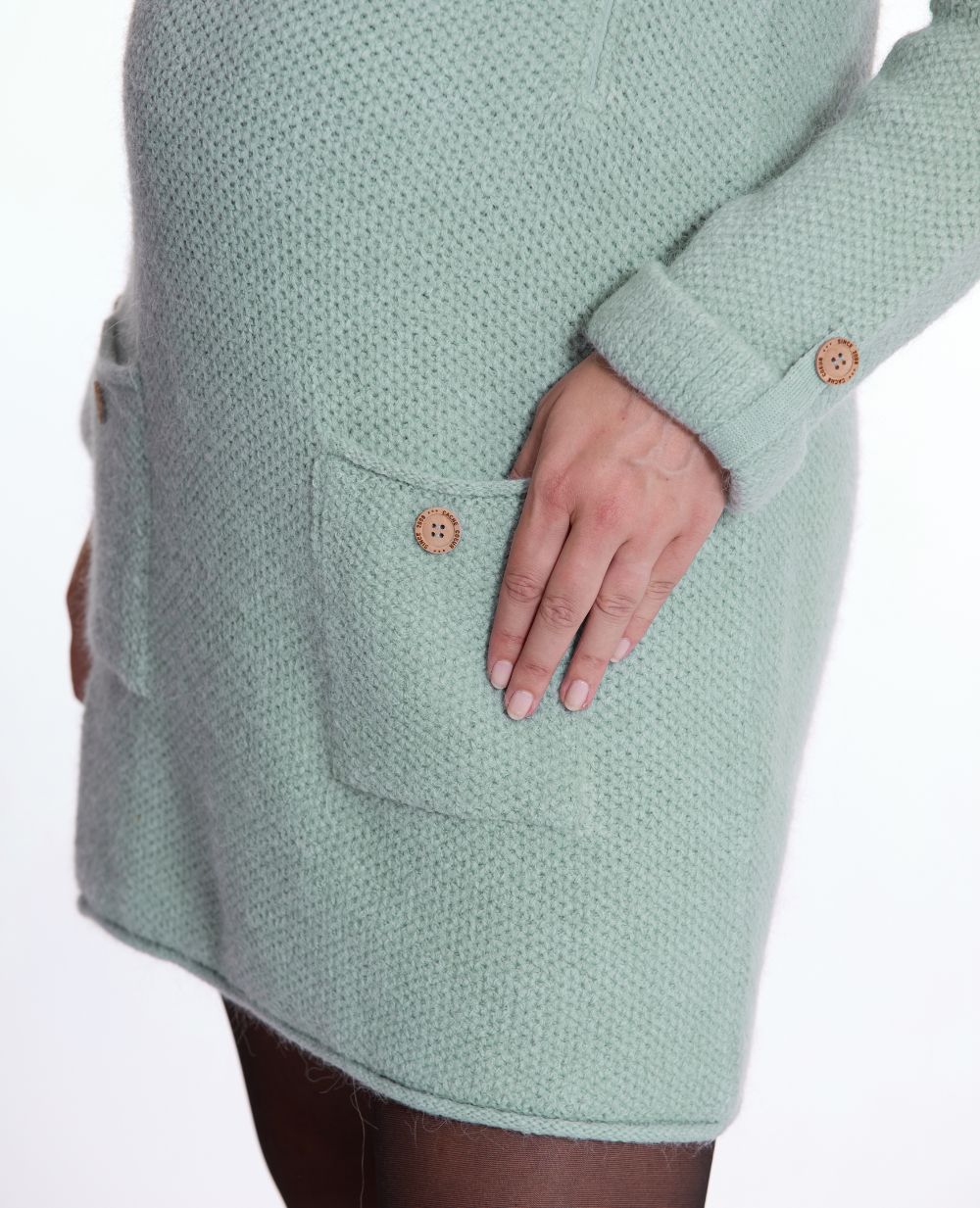 cache-c-ur-honey-robe-pull-de-grossesse-et-d-allaitement-sauge image 5