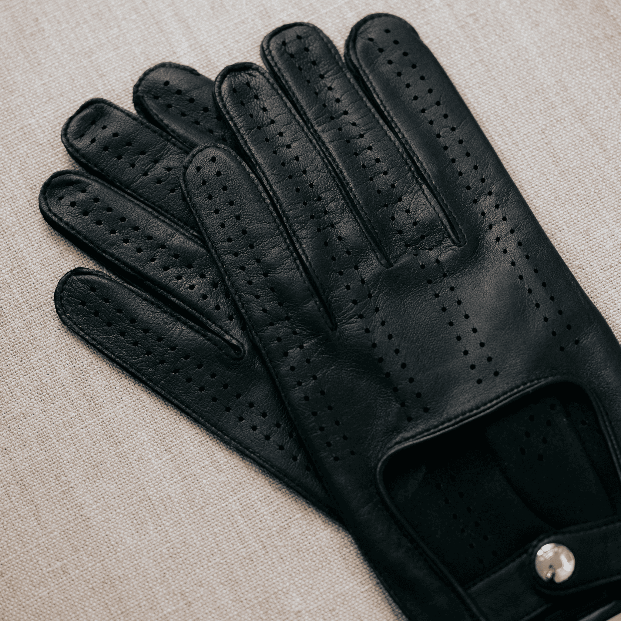 causse-bolide-gants-de-conduite-femme-cuir-agneau-perfor image 3