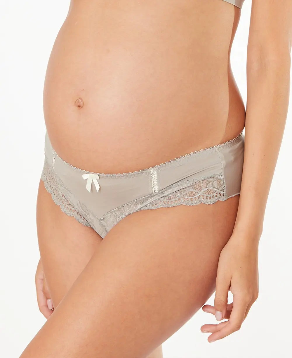 cache-c-ur-shorty-de-grossesse-lisa-kaki image 3
