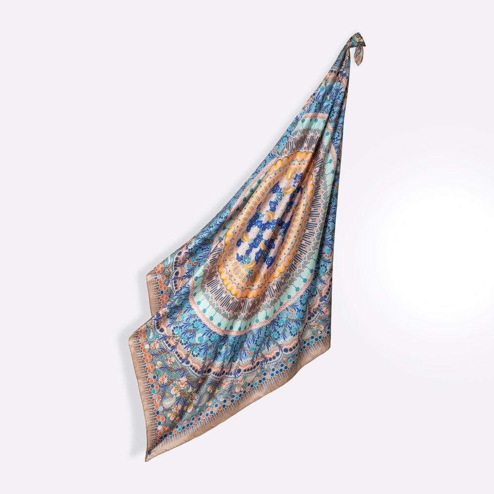 petrusse-carr-soie-130-boh-me-blue-grand-format image 1