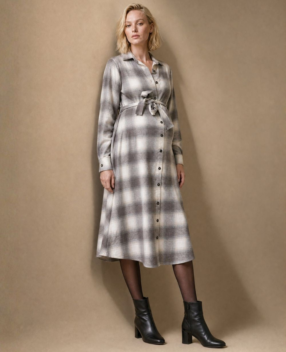 cache-c-ur-robe-d-allaitement-chelsea-beige-carreaux image 4