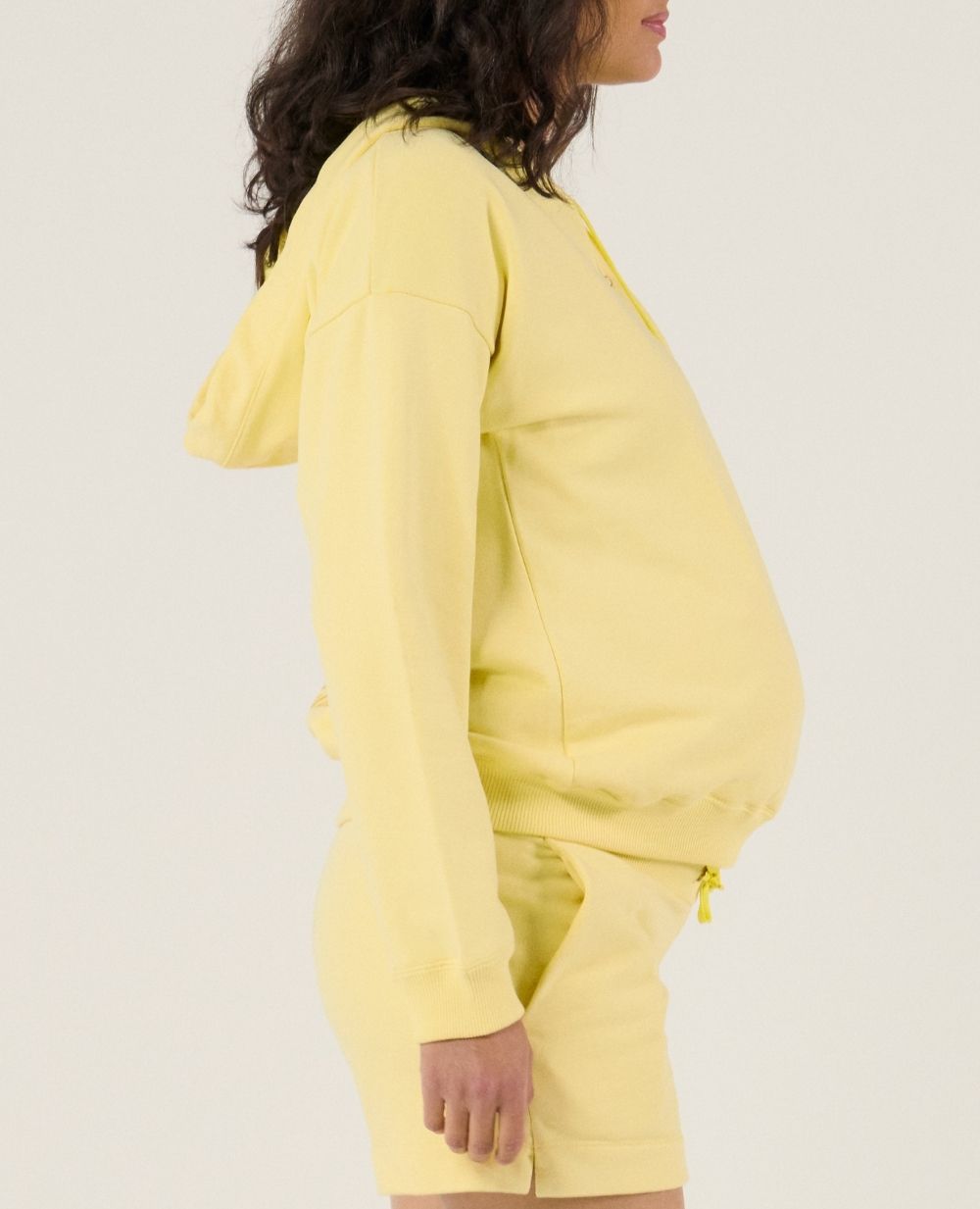 cache-c-ur-coconut-hoodie-de-grossesse-et-allaitement-vanille image 2