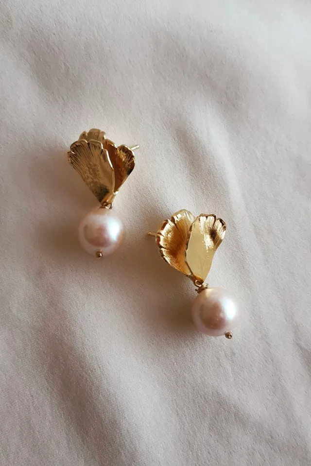 maison-sabben-petals-boucles-d-oreilles-or-fin-p-tales-1-5-cm image 1