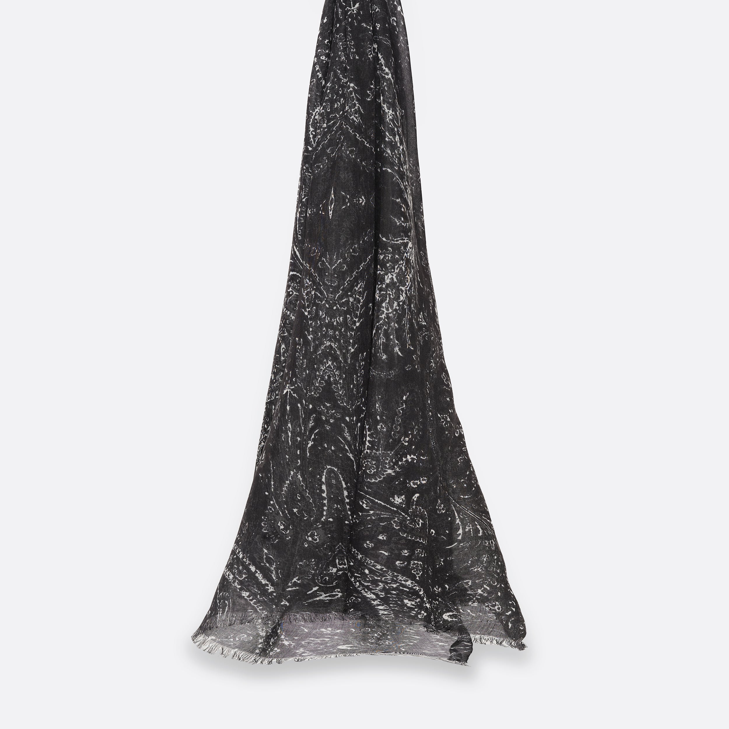 petrusse-th-s-e-mini-noir-petite-tole-fine-motif-labyrinthe image 2