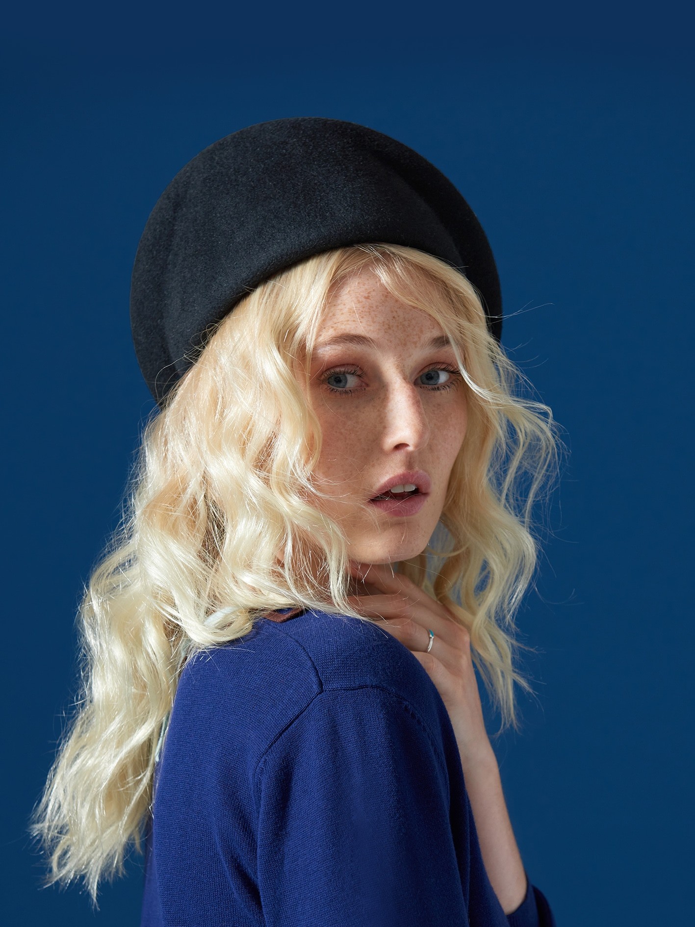 mademoiselle-chapeaux-marl-ne-chapeau-de-c-r-monie-femme image 5