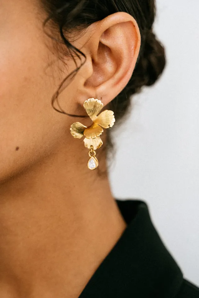 maison-sabben-valentine-boucles-d-oreilles-mari-e-fleur-zircon-gouttes-4-5-cm image 1