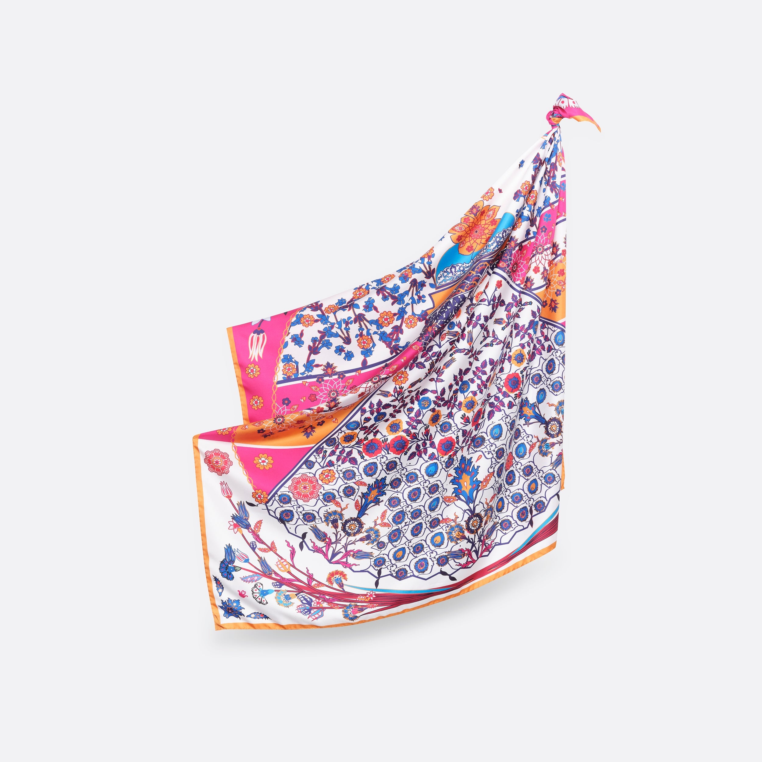 petrusse-carr-soie-90-iznik-rose-foulard-90x90-cm image 3