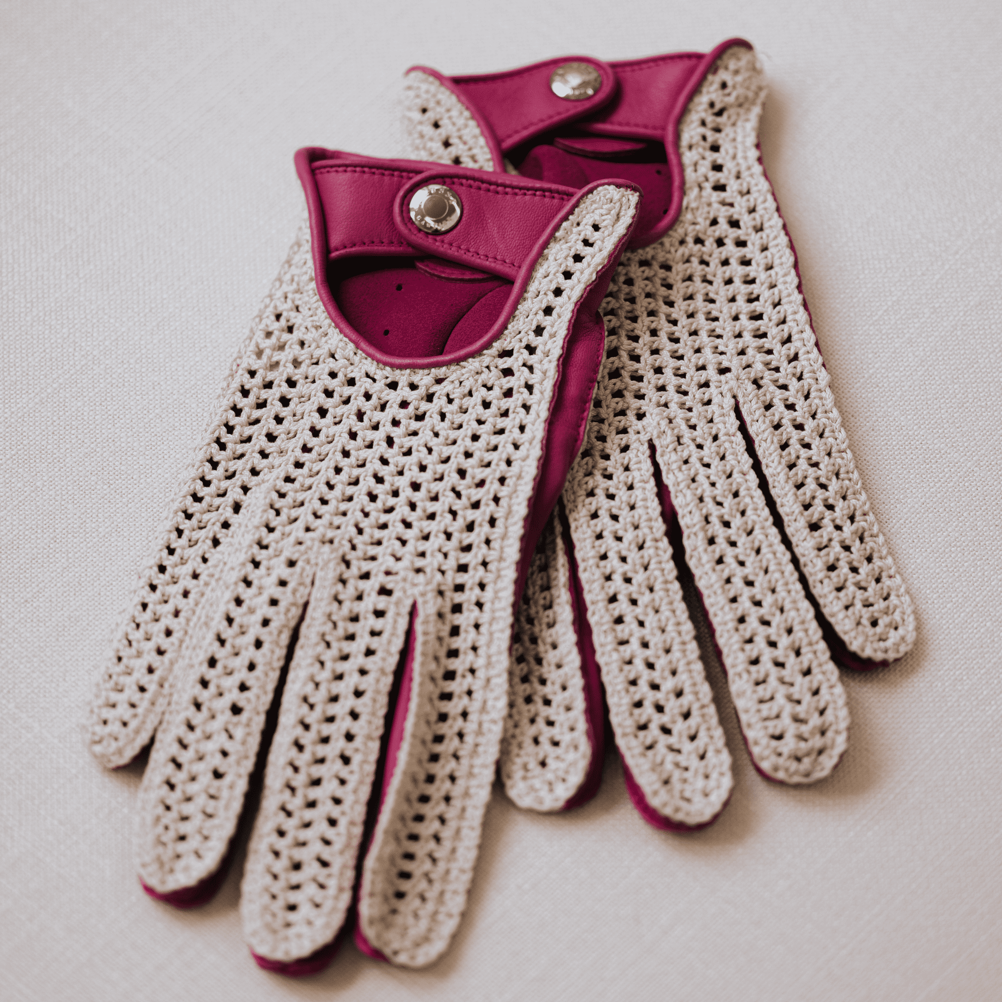 causse-rider-gants-de-conduite-femme-cuir-agneau-et-crochet-coton image 3