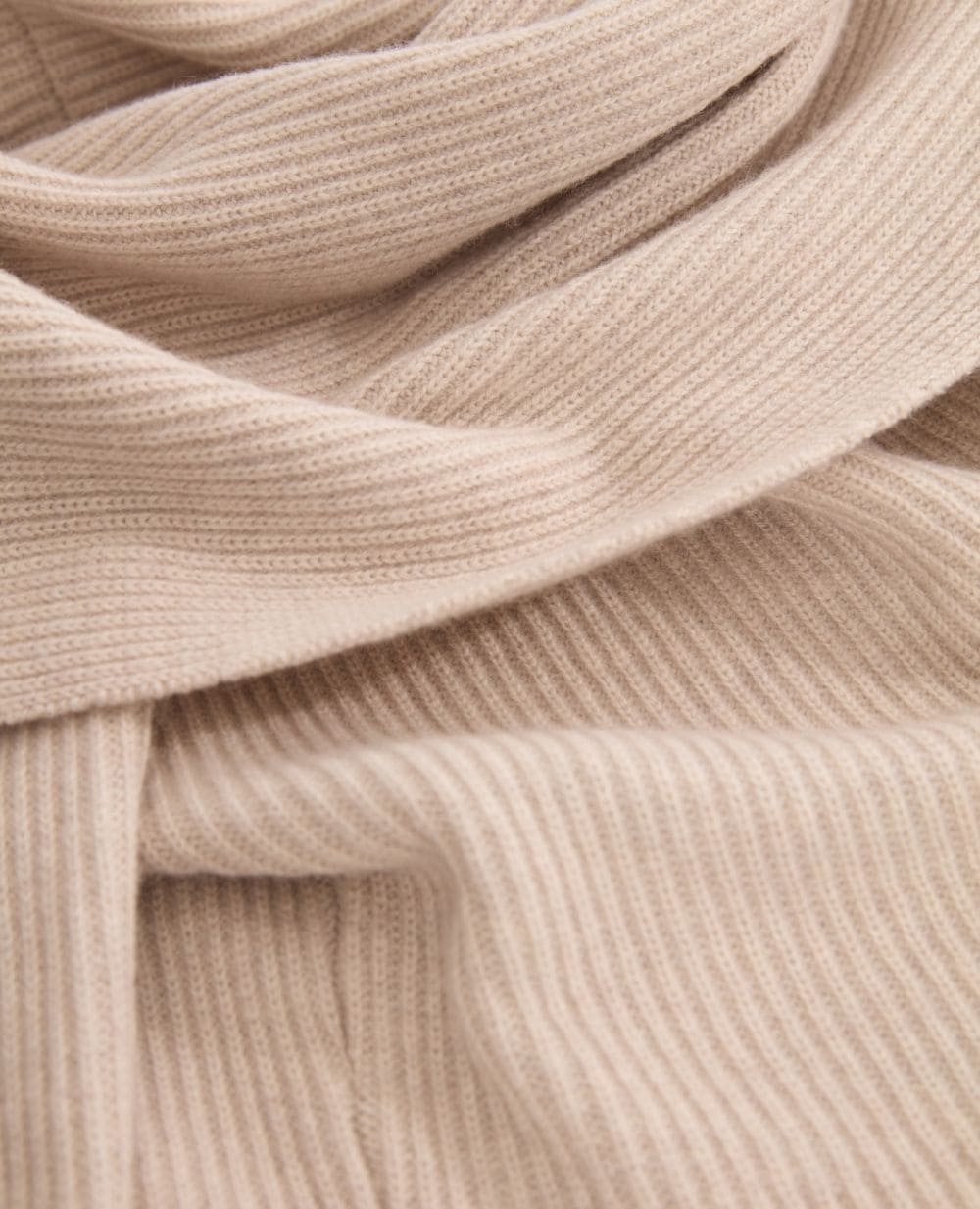 cache-c-ur-kim-pull-de-grossesse-et-d-allaitement-beige image 7