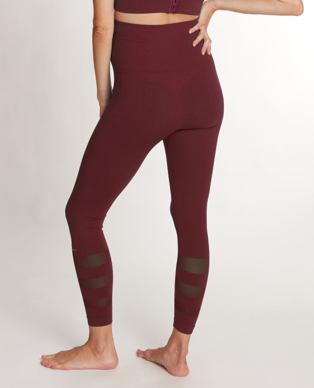 cache-c-ur-legging-de-sport-woma-prune-grossesse-seamless image 3