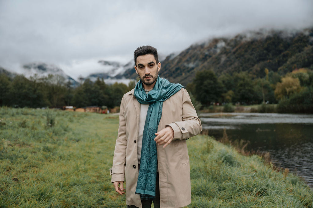 petrusse-tole-palma-bleu-amazonite-jacquard-soie-et-laine image 4